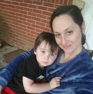 Meet your Posher, Holly